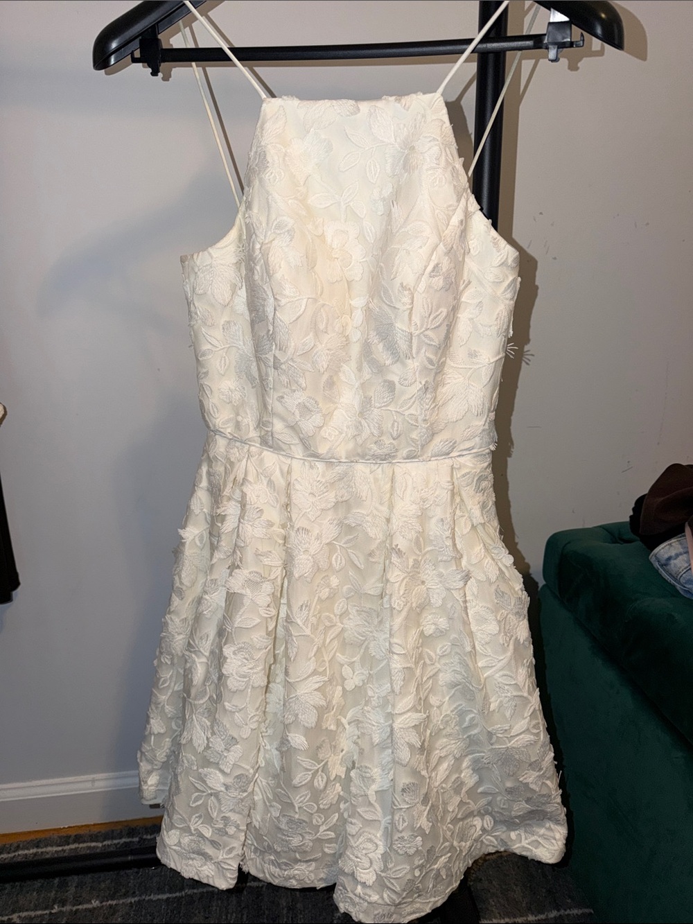 Aqua dresses size 2' white Floral Lace Party Dress